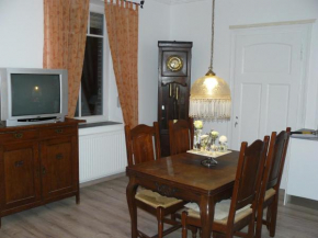 Гостиница FeWo am Mu-Cafe  Эммерих-На-Рейне